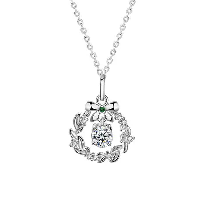 how to clean moissanite pendant
