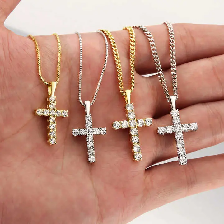 Are there seasonal moissanite price fluctuations?